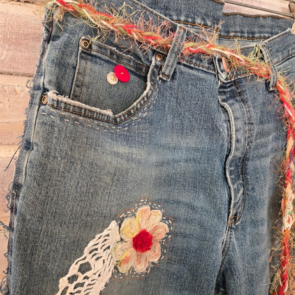 Upcycled One of a kind Distressed Patched Vintage lace Boyfriend Jeans Size 32 - Picture 8 of 10